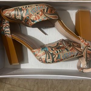 Renaissance inspired stiletto